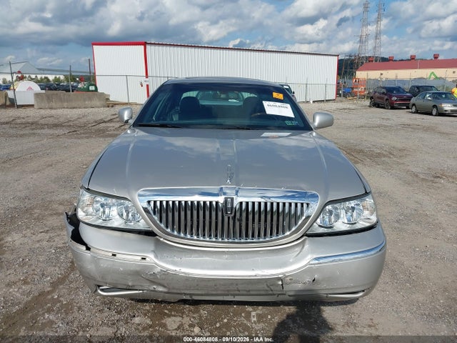 Auction sale of the 2006 Lincoln Town Car Signature Limited, vin: 1LNHM82W16Y630140, lot number: 46084808