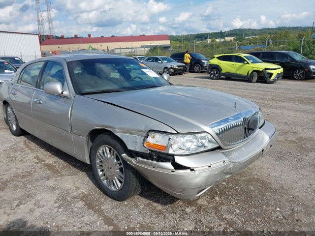Auction sale of the 2006 Lincoln Town Car Signature Limited, vin: 1LNHM82W16Y630140, lot number: 46084808