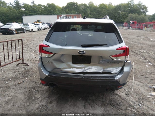 46084814 :رقم المزاد ، JF2SKADC9RH413984 vin ، 2024 Subaru Forester Premium مزاد بيع