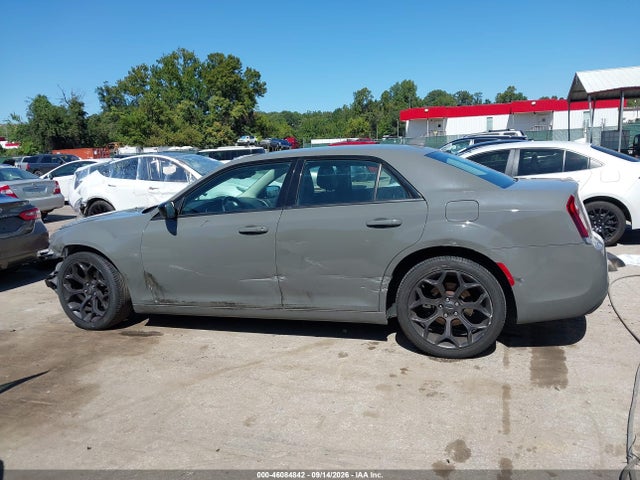 2019 Chrysler 300 Touring მანქანა იყიდება აუქციონზე, vin: 2C3CCAAG7KH610079, აუქციონის ნომერი: 46084842
