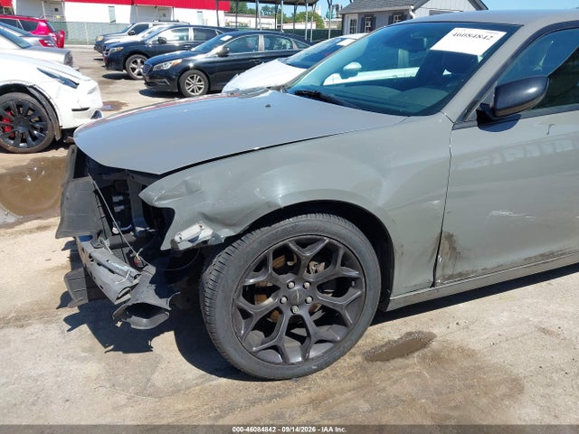 2019 Chrysler 300 Touring მანქანა იყიდება აუქციონზე, vin: 2C3CCAAG7KH610079, აუქციონის ნომერი: 46084842
