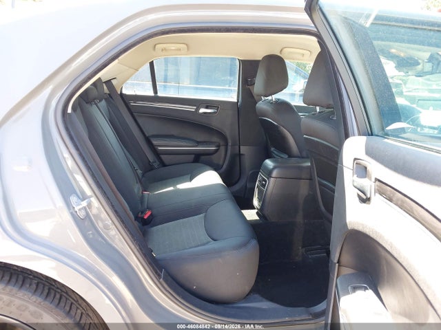 2019 Chrysler 300 Touring მანქანა იყიდება აუქციონზე, vin: 2C3CCAAG7KH610079, აუქციონის ნომერი: 46084842