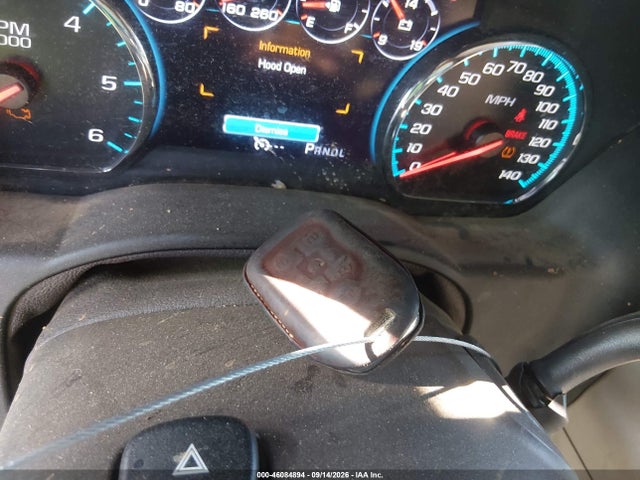 46084894 :رقم المزاد ، 1GKS2HKJXHR330862 vin ، 2017 Gmc Yukon Xl Denali مزاد بيع