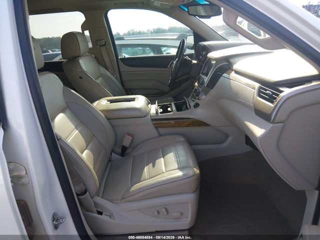 46084894 :رقم المزاد ، 1GKS2HKJXHR330862 vin ، 2017 Gmc Yukon Xl Denali مزاد بيع