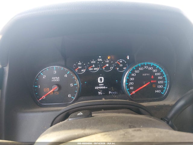 46084894 :رقم المزاد ، 1GKS2HKJXHR330862 vin ، 2017 Gmc Yukon Xl Denali مزاد بيع