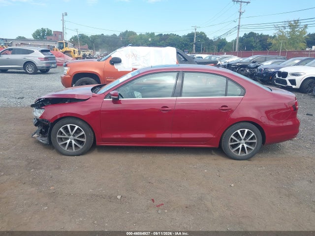 46084927 :رقم المزاد ، 3VWDB7AJ8HM403385 vin ، 2017 Volkswagen Jetta 1.4t Se مزاد بيع
