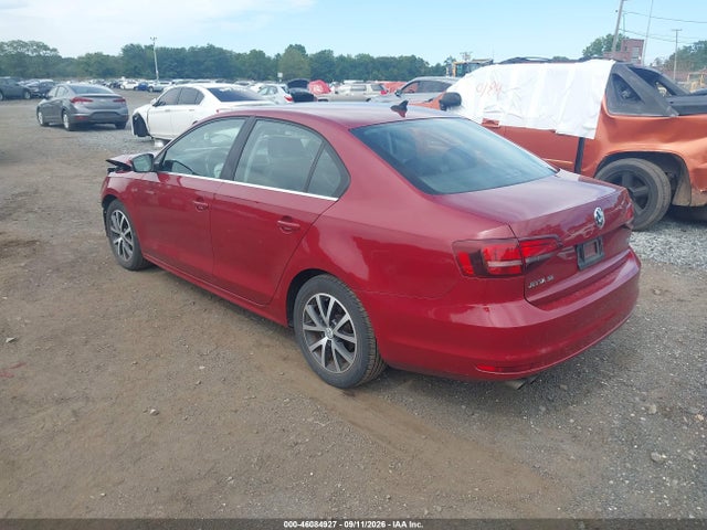 46084927 :رقم المزاد ، 3VWDB7AJ8HM403385 vin ، 2017 Volkswagen Jetta 1.4t Se مزاد بيع