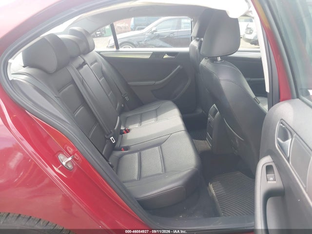 46084927 :رقم المزاد ، 3VWDB7AJ8HM403385 vin ، 2017 Volkswagen Jetta 1.4t Se مزاد بيع