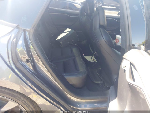 46084935 :رقم المزاد ، 5YJSA1E29KF305541 vin ، 2019 Tesla Model S 100d/75d/long Range/standard Range مزاد بيع