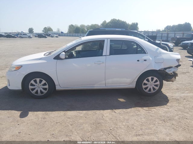 Продажа на аукционе авто 2013 Toyota Corolla L, vin: 5YFBU4EE8DP111643, номер лота: 46085007