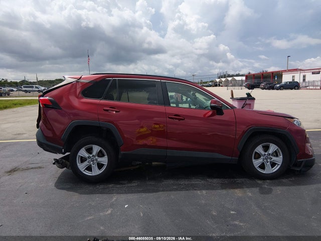 46085035 :رقم المزاد ، 2T3W1RFV6KW011940 vin ، 2019 Toyota Rav4 Xle مزاد بيع