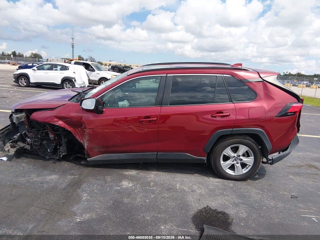 46085035 :رقم المزاد ، 2T3W1RFV6KW011940 vin ، 2019 Toyota Rav4 Xle مزاد بيع