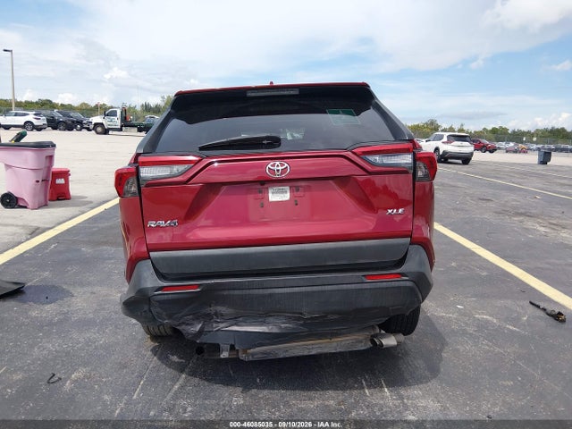 46085035 :رقم المزاد ، 2T3W1RFV6KW011940 vin ، 2019 Toyota Rav4 Xle مزاد بيع
