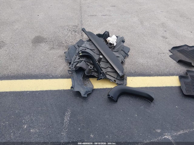 46085035 :رقم المزاد ، 2T3W1RFV6KW011940 vin ، 2019 Toyota Rav4 Xle مزاد بيع