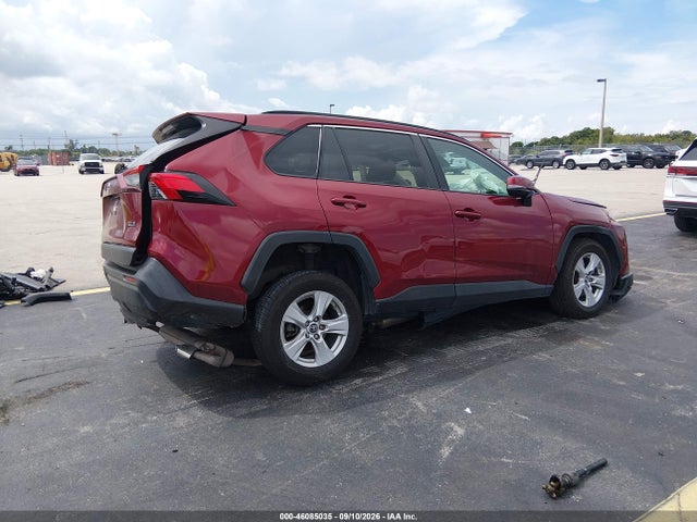46085035 :رقم المزاد ، 2T3W1RFV6KW011940 vin ، 2019 Toyota Rav4 Xle مزاد بيع