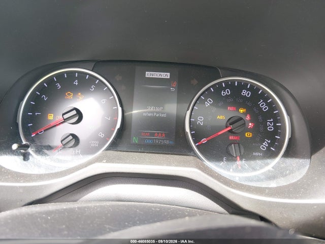 46085035 :رقم المزاد ، 2T3W1RFV6KW011940 vin ، 2019 Toyota Rav4 Xle مزاد بيع
