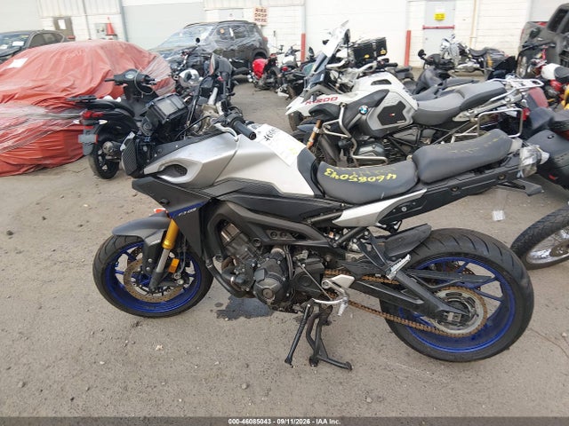 Продажа на аукционе авто 2016 Yamaha Fj09, vin: JYARN37E2GA003154, номер лота: 46085043