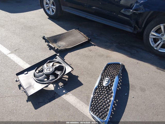 2016 Kia Sorento 3.3l Sx მანქანა იყიდება აუქციონზე, vin: 5XYPKDA51GG008218, აუქციონის ნომერი: 46085054