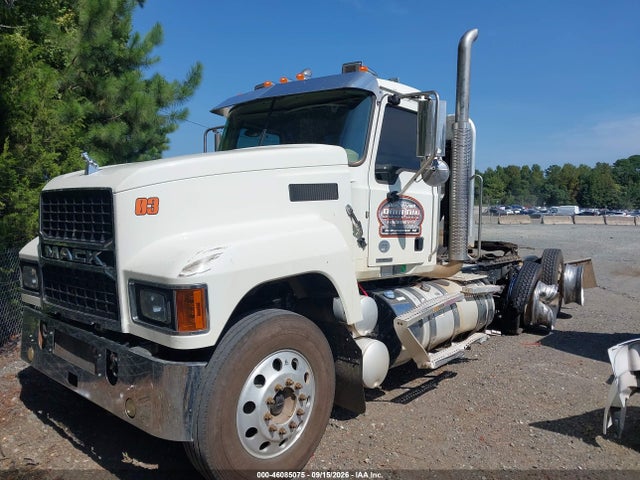 46085075 :رقم المزاد ، 1M1PN4GY6LM004635 vin ، 2020 Mack Pinnacle مزاد بيع