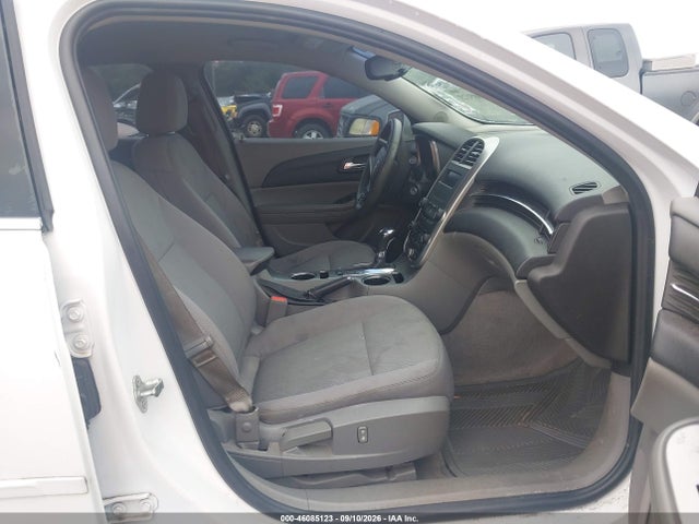 46085123 :رقم المزاد ، 1G11A5SLXEF261204 vin ، 2014 Chevrolet Malibu 1fl مزاد بيع