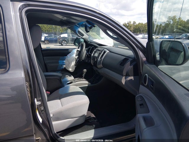 2013 Toyota Tacoma Prerunner V6 მანქანა იყიდება აუქციონზე, vin: 3TMJU4GN8DM145940, აუქციონის ნომერი: 46085131