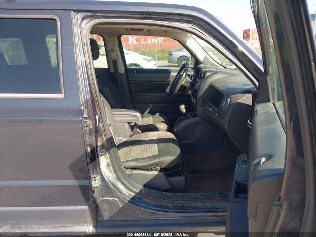 46085184 :رقم المزاد ، 1C4NJRFB8ED520642 vin ، 2014 Jeep Patriot Latitude مزاد بيع