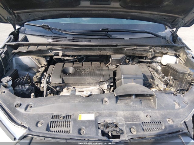 46085218 :رقم المزاد ، 5TDZARFH2KS059475 vin ، 2019 Toyota Highlander Le مزاد بيع