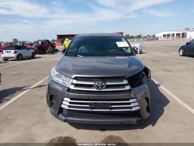 46085218 :رقم المزاد ، 5TDZARFH2KS059475 vin ، 2019 Toyota Highlander Le مزاد بيع