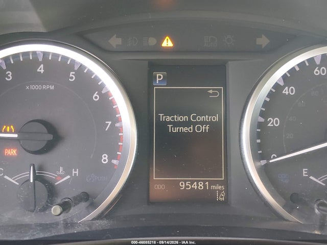 46085218 :رقم المزاد ، 5TDZARFH2KS059475 vin ، 2019 Toyota Highlander Le مزاد بيع