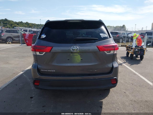 46085218 :رقم المزاد ، 5TDZARFH2KS059475 vin ، 2019 Toyota Highlander Le مزاد بيع