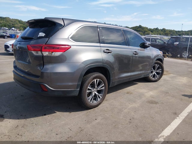 46085218 :رقم المزاد ، 5TDZARFH2KS059475 vin ، 2019 Toyota Highlander Le مزاد بيع