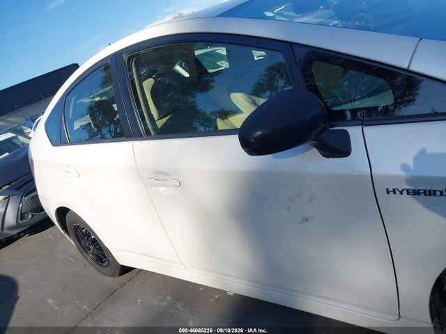 2012 Toyota Prius Three მანქანა იყიდება აუქციონზე, vin: JTDKN3DUXC1495492, აუქციონის ნომერი: 46085226