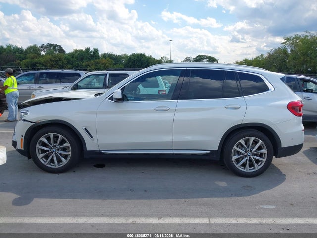 46085271 :رقم المزاد ، 5UXTR9C50JLD88475 vin ، 2018 Bmw X3 Xdrive30i مزاد بيع