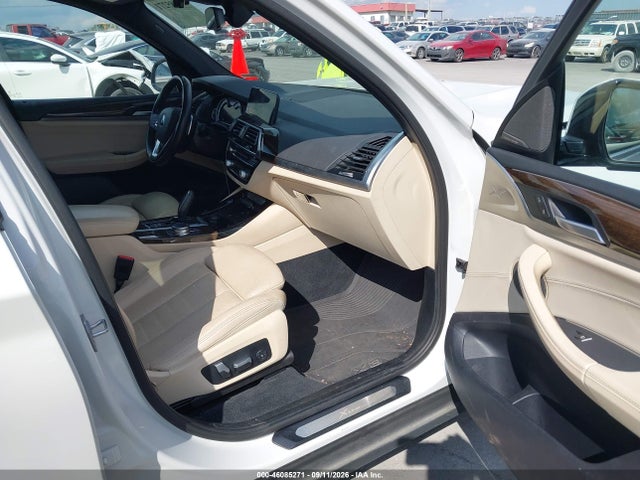 46085271 :رقم المزاد ، 5UXTR9C50JLD88475 vin ، 2018 Bmw X3 Xdrive30i مزاد بيع