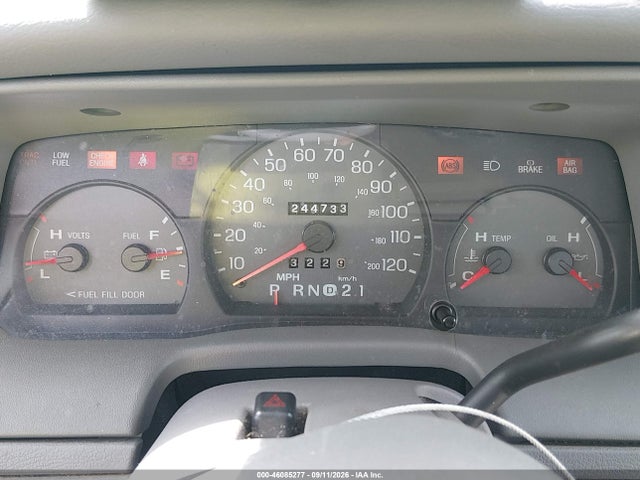 Aukcja sprzedaży 2001 Mercury Grand Marquis Ls, vin: 2MEFM75W81X688402, numer aukcji: 46085277