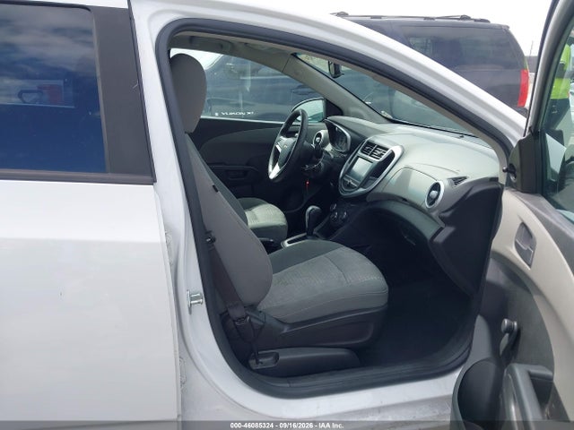 46085324 :رقم المزاد ، 1G1JB5SG4H4114991 vin ، 2017 Chevrolet Sonic Ls Auto مزاد بيع