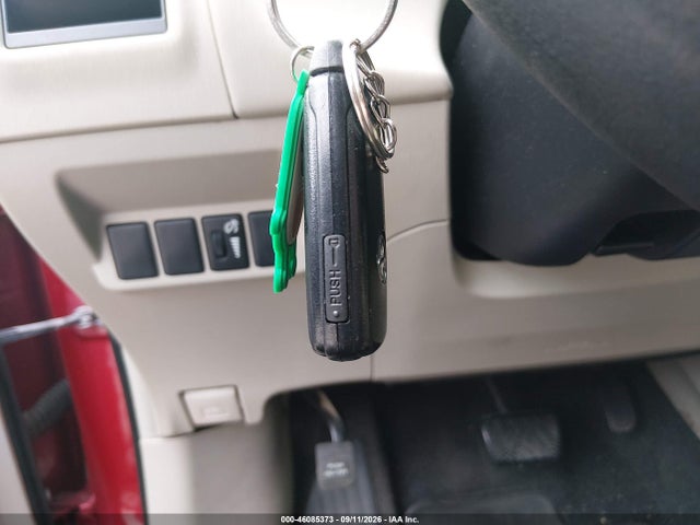 Продажа на аукционе авто 2012 Toyota Prius V Three, vin: JTDZN3EU2C3017293, номер лота: 46085373