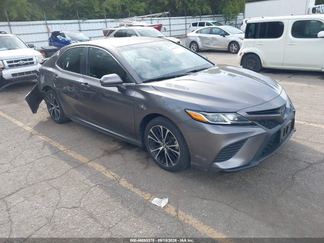 46085378 :رقم المزاد ، 4T1B11HK8KU848409 vin ، 2019 Toyota Camry Se مزاد بيع