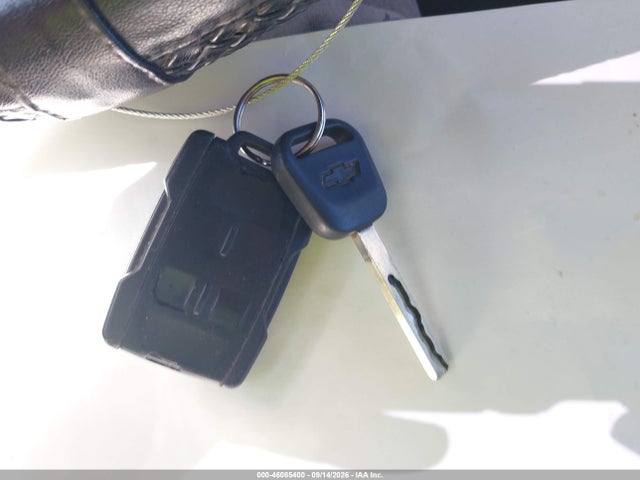 46085400 :رقم المزاد ، 1GCVKREC1FZ221182 vin ، 2015 Chevrolet Silverado 1500 1lt مزاد بيع