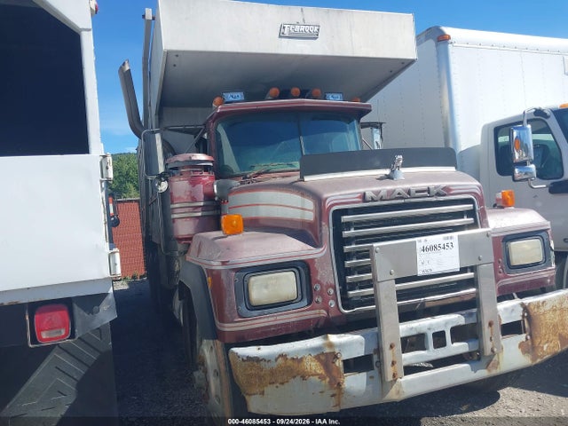 46085453 :رقم المزاد ، 1M2P270C7RM018878 vin ، 1994 Mack 600 Rd600 مزاد بيع