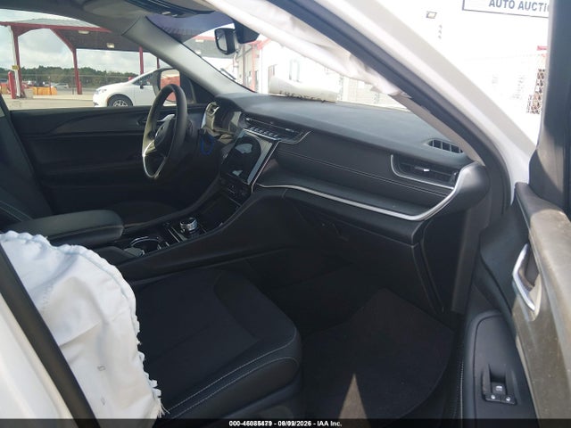 Продажа на аукционе авто 2023 Jeep Grand Cherokee Laredo 4x2, vin: 1C4RJGAG7P8859252, номер лота: 46085479