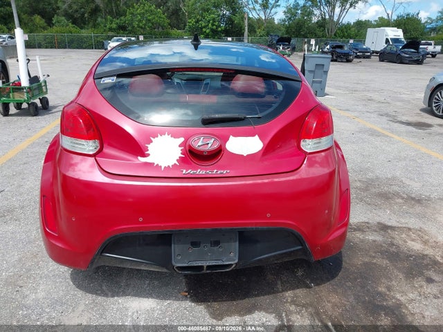 2012 Hyundai Veloster Base W/red/black მანქანა იყიდება აუქციონზე, vin: KMHTC6AD5CU077934, აუქციონის ნომერი: 46085487