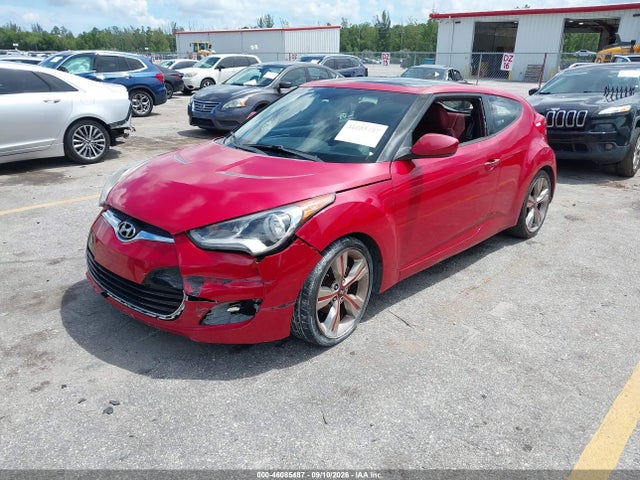 2012 Hyundai Veloster Base W/red/black მანქანა იყიდება აუქციონზე, vin: KMHTC6AD5CU077934, აუქციონის ნომერი: 46085487