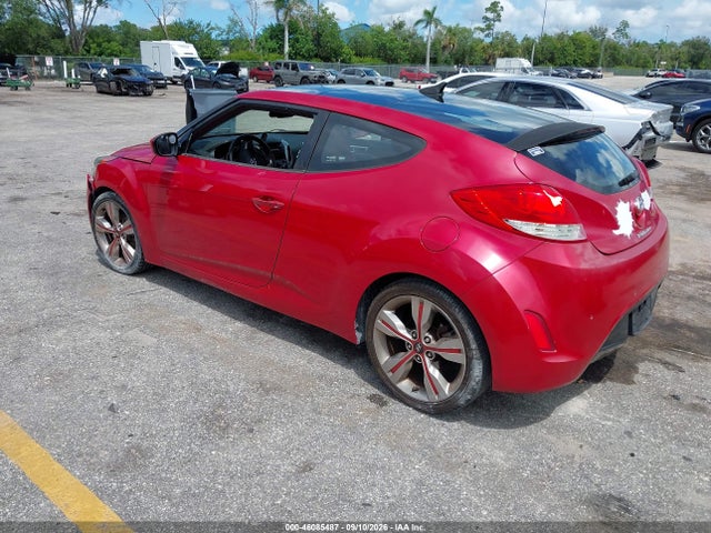 2012 Hyundai Veloster Base W/red/black მანქანა იყიდება აუქციონზე, vin: KMHTC6AD5CU077934, აუქციონის ნომერი: 46085487