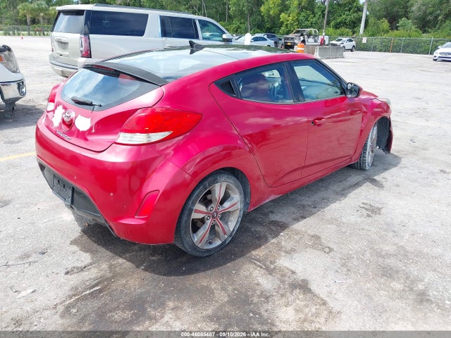2012 Hyundai Veloster Base W/red/black მანქანა იყიდება აუქციონზე, vin: KMHTC6AD5CU077934, აუქციონის ნომერი: 46085487