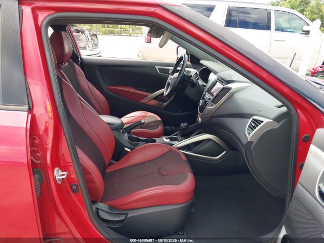 2012 Hyundai Veloster Base W/red/black მანქანა იყიდება აუქციონზე, vin: KMHTC6AD5CU077934, აუქციონის ნომერი: 46085487