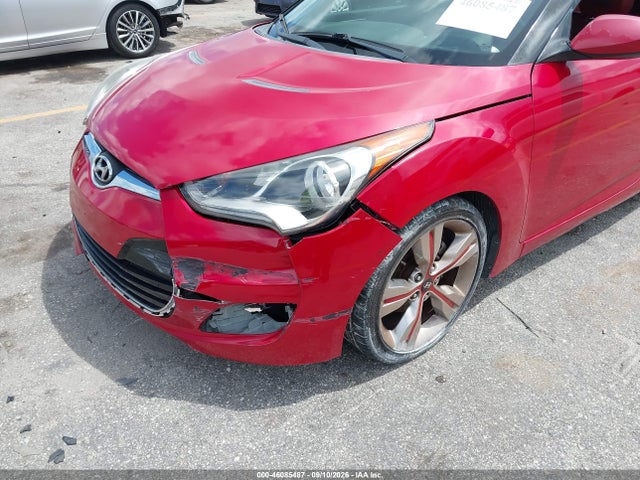 2012 Hyundai Veloster Base W/red/black მანქანა იყიდება აუქციონზე, vin: KMHTC6AD5CU077934, აუქციონის ნომერი: 46085487