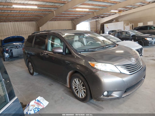 Продажа на аукционе авто 2013 Toyota Sienna Xle V6 8 Passenger, vin: 5TDYK3DC0DS378938, номер лота: 46085500