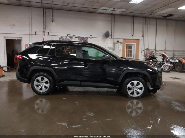 46085527 :رقم المزاد ، 2T3F1RFV2MC182222 vin ، 2021 Toyota Rav4 Le مزاد بيع