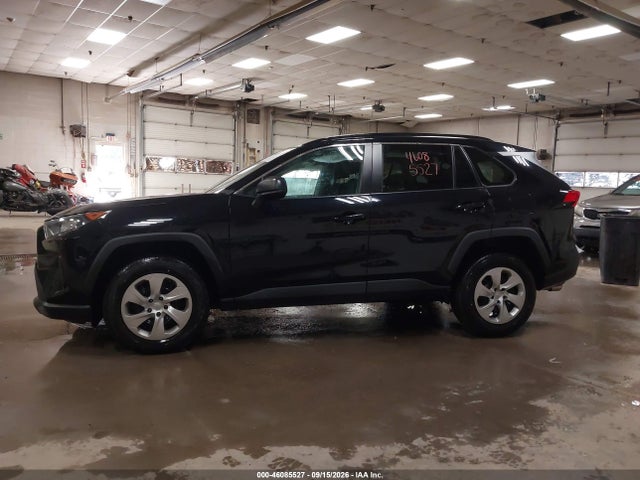 46085527 :رقم المزاد ، 2T3F1RFV2MC182222 vin ، 2021 Toyota Rav4 Le مزاد بيع